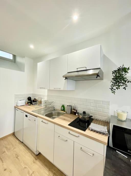 Hyper Centre Appartement Cosy Wifi Rodez Kültér fotó