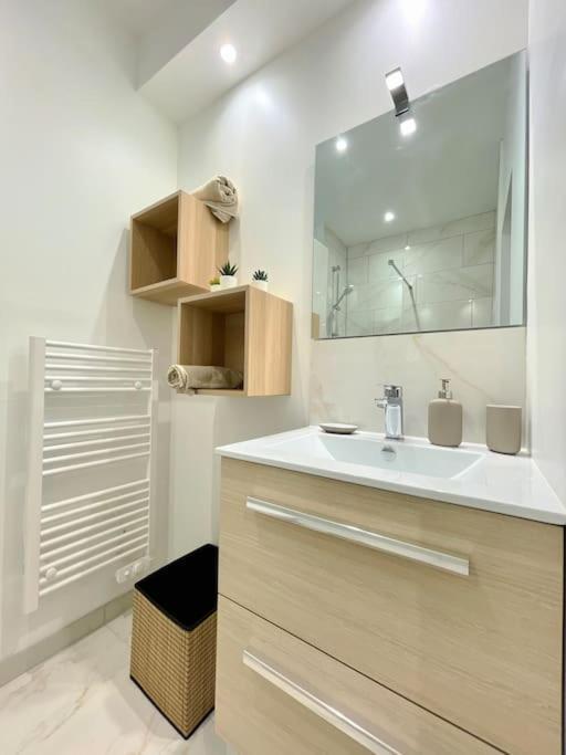 Hyper Centre Appartement Cosy Wifi Rodez Kültér fotó